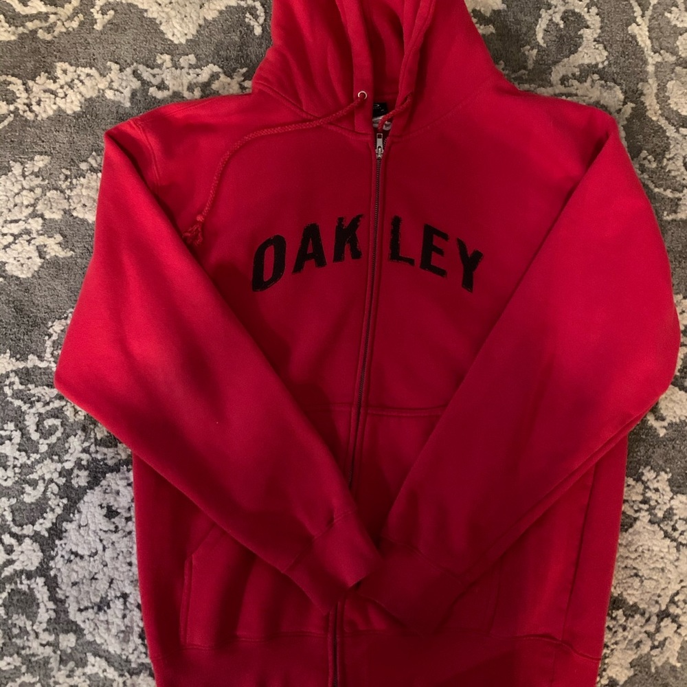 Oakley hoodie